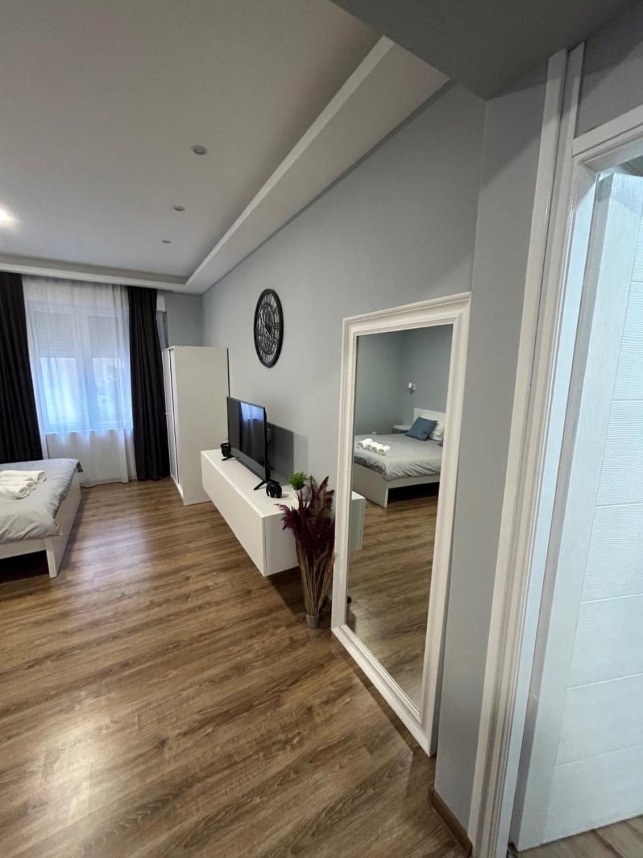 Kosancic City Apartments Белград Екстериор снимка